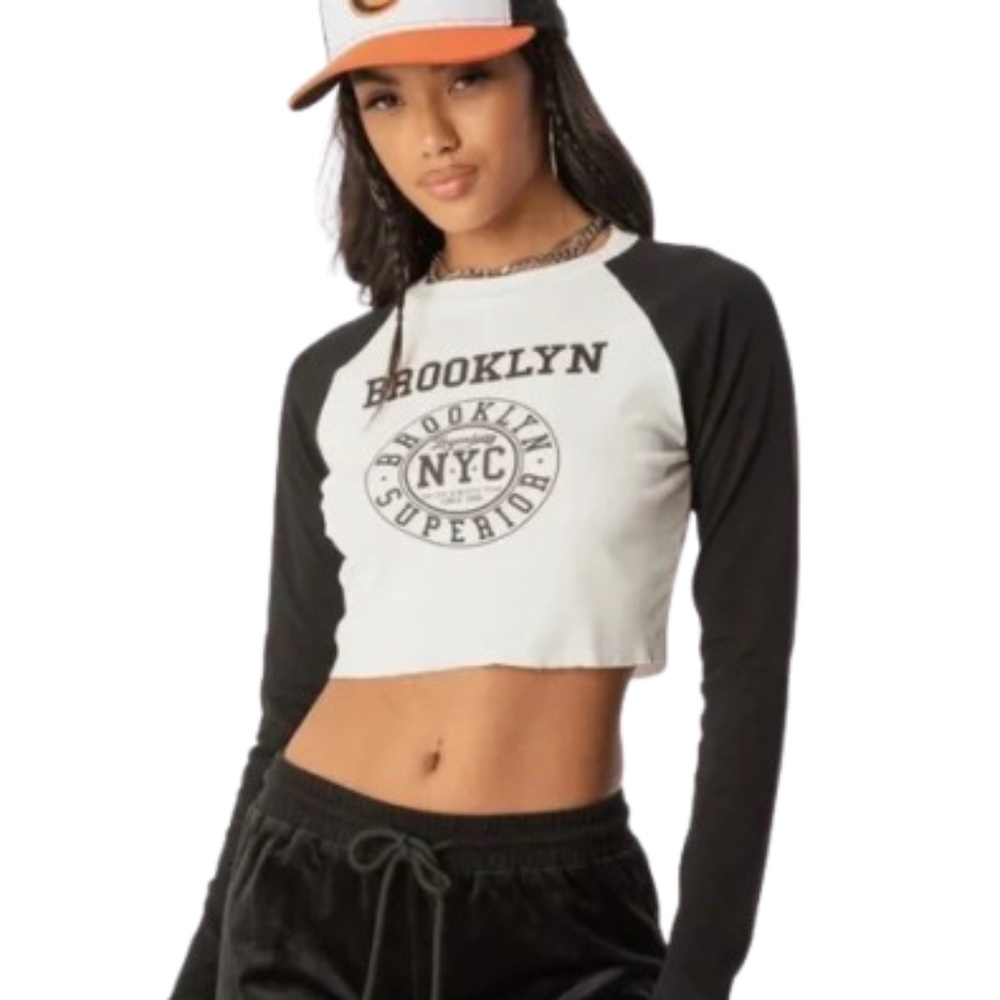 NEW Edikted Brooklyn Crop Raglan Long Sleeve T-Shirt, Black & White
